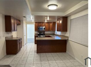 637 Esther Dr, Lancaster, CA 93535