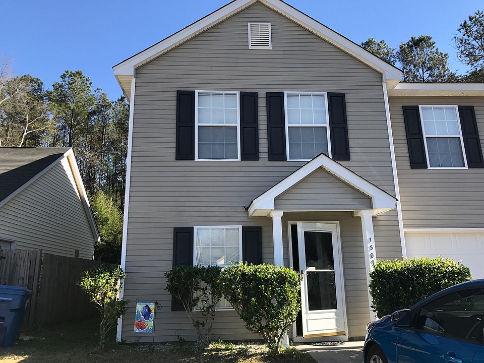 1st image of 1309 Bradley Daniel Blvd