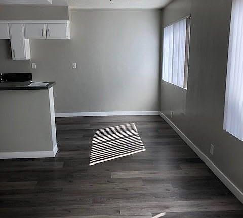 Nice & cozy dinning room