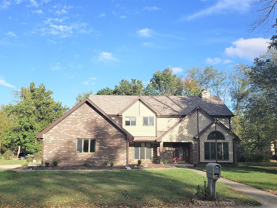 1st image of 8710 N Creekwood Ct