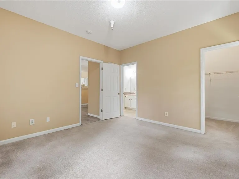 1202 Walden Park Dr — Photo 24
