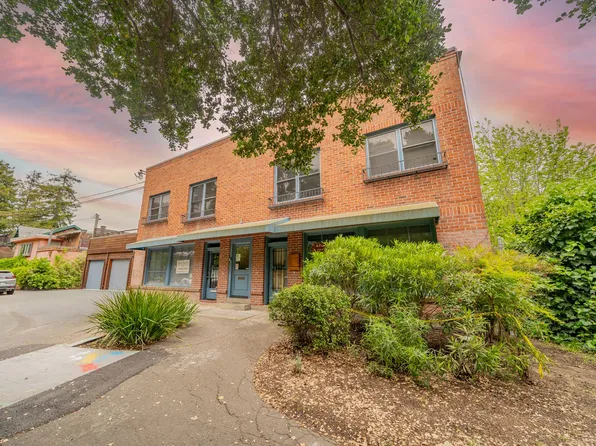 Live Where Berkeley Comes Alive - Steps from Park, Cafe, and BART, 2115 West St #2125, Berkeley, CA 94702