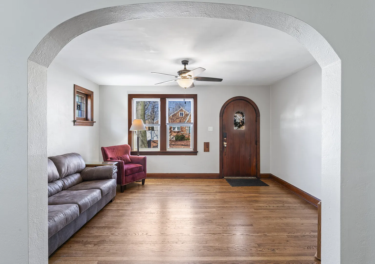 Charming Retreat With Accessible Features — Photo 3
