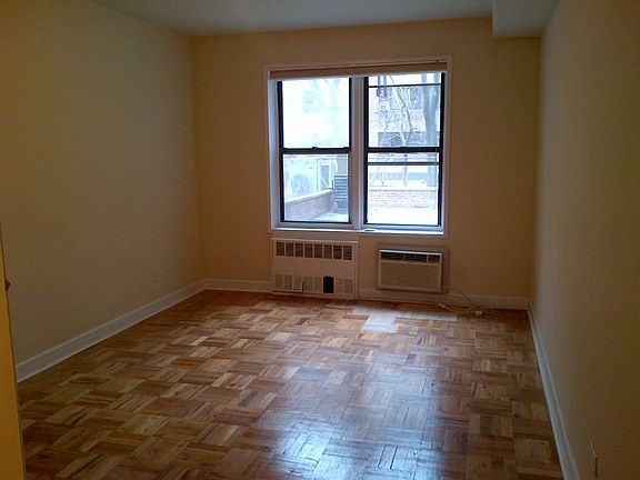 4th image of 315 Ocean Pkwy APT 6N
