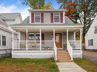 216 Shaw St, Lowell, MA 01851