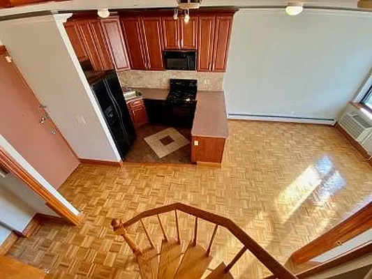 Sold by Peerless Properties Corp | media 19