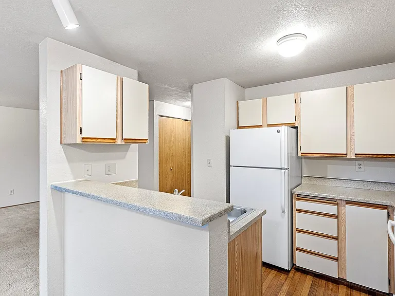 Heron View Apartment Homes — Photo 35
