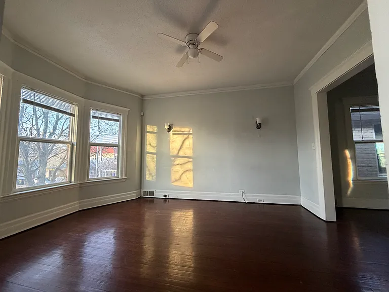 536 Holbrook Ave #A — Photo 6