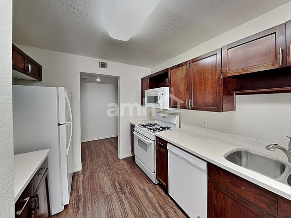 3rd image of 7636 Connemara Ave