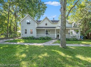 505 North St, Holly, MI 48442