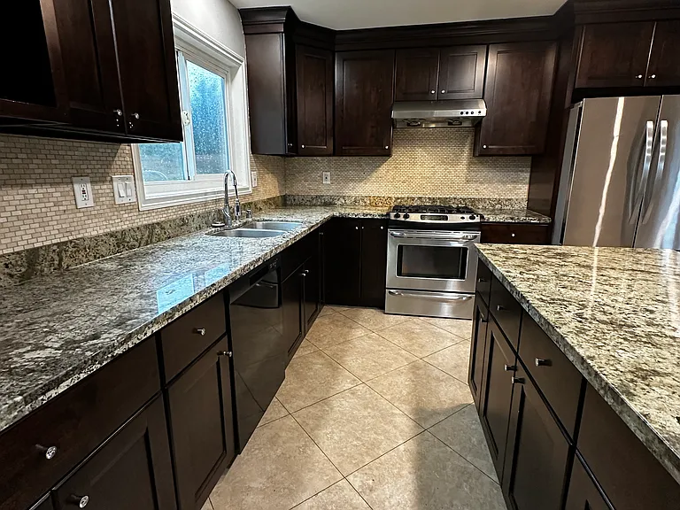 9390 Heather Ave — Photo 24