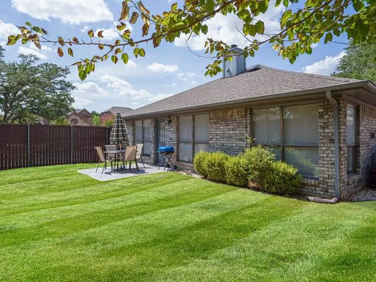 3808 Beaumont Ln — Photo 37