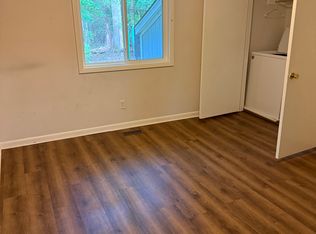 495B Tall Oaks Rd #B, Chapel Hill, NC 27516