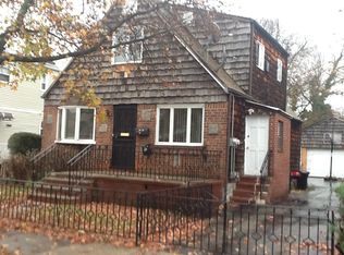 19122 120th Rd #1, Saint Albans, NY 11412