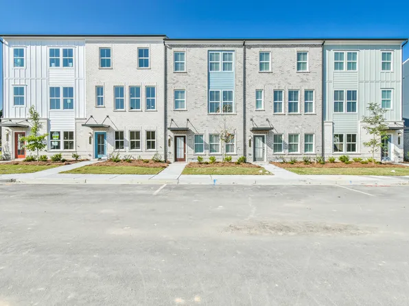 2685 Whistler Way, Lawrenceville, GA 30043