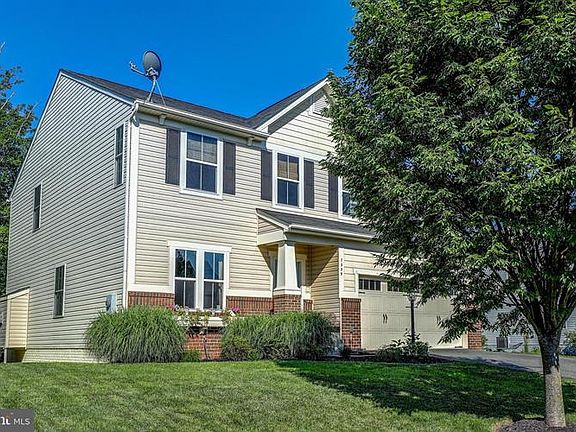 2nd image of 7339 Lake Willow Ct