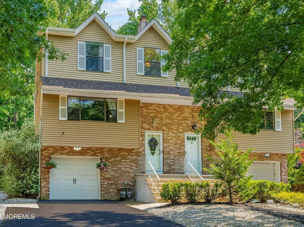 15 Lone Star Lane, Manalapan, NJ 07726