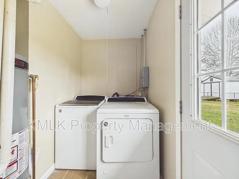 3434 Lawndale Dr — Photo 14