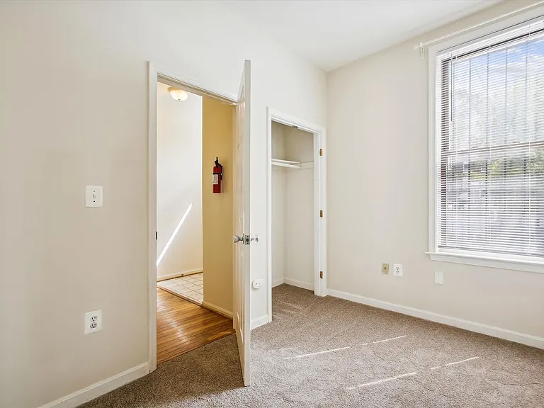 2025 11th St NW — Photo 13
