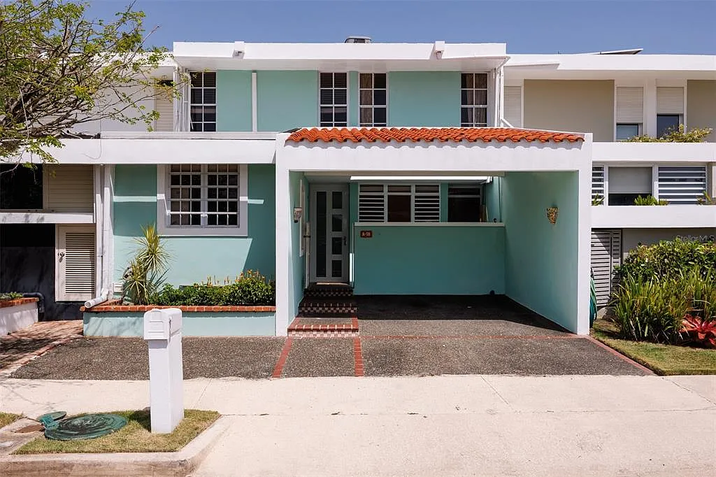 3 bed, 2.5 bath, 2126 sqft, $4,200 — Photo 1