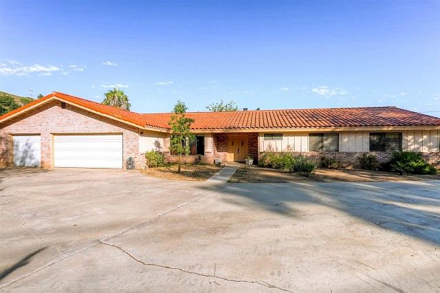 1st image of 27781 Quiet Hollow Ln