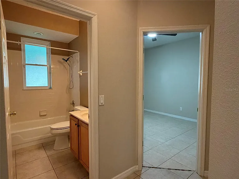10237 Facet Ct — Photo 35