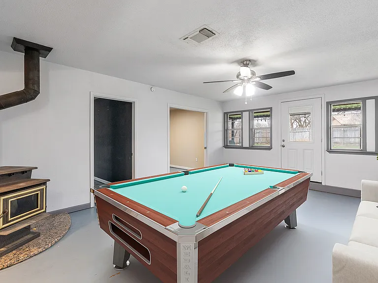 400 N River Oaks Dr — Photo 10