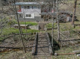 2400 Democrat Gulch Rd, Weaverville, CA