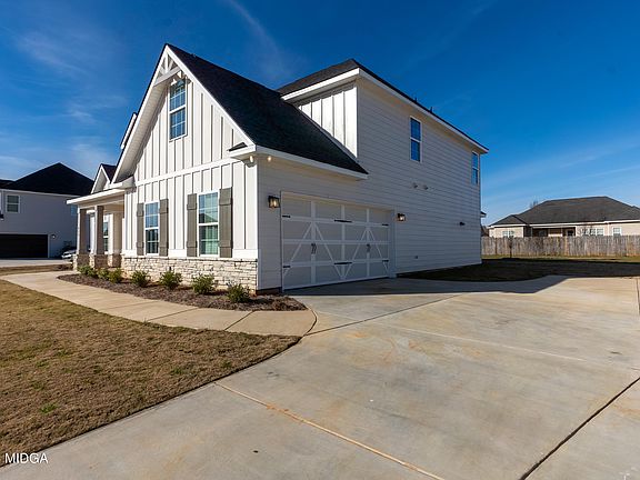 3rd image of 419 Cambrian Dr