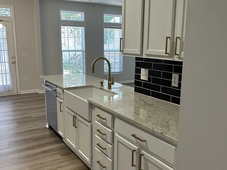 263 Hadley Commons Dr #1 — Photo 4