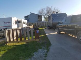 502 9th St LOT 9, Dickinson, TX 77539