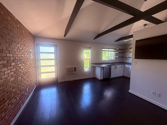 3rd image of 4622 Laurelgrove Ave