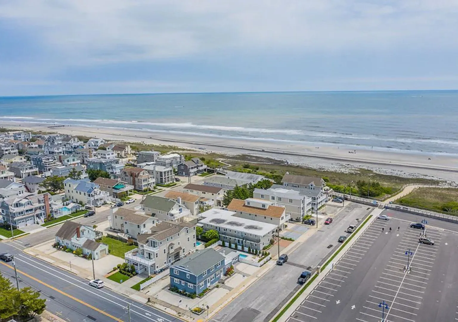 Beach Block - 2 Bed / 1 Bath - Winter Rental Only - Accommodates 4 — Photo 4