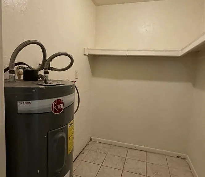 3718 Desoto Ave #3 — Photo 7