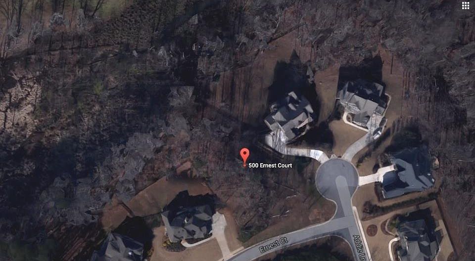 2nd image of 411 Addie Ln