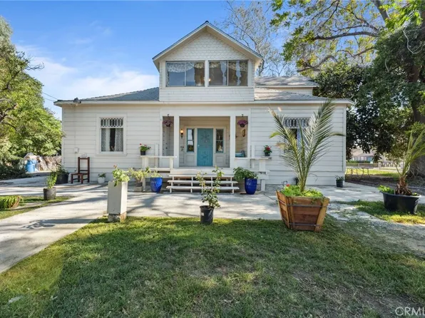 318 E 11th St, Pomona, CA 91766