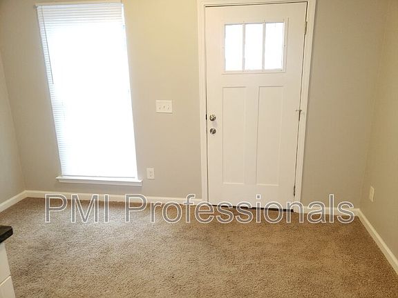3rd image of 632 East St APT A