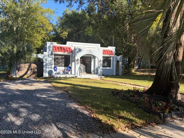 168 Saint Paul St, Biloxi, MS 39530