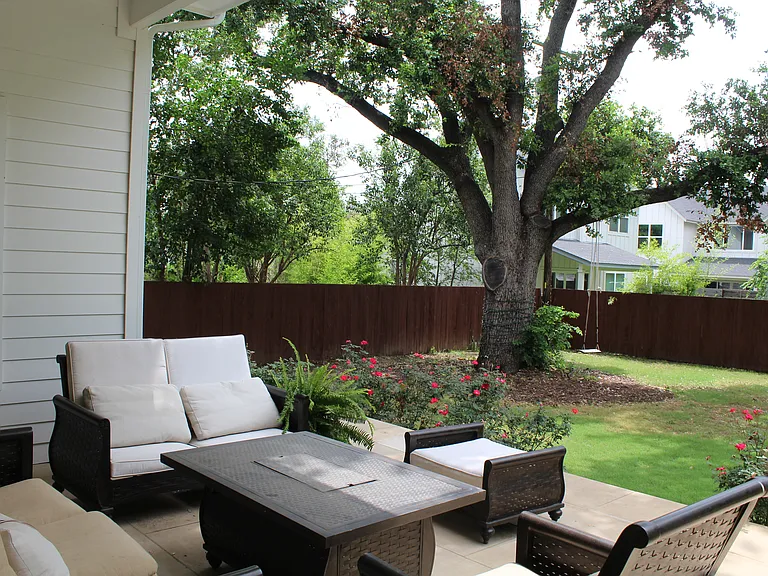 8015 Lazy Ln — Photo 36