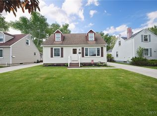 286 McNaughton Ave, Cheektowaga, NY 14225