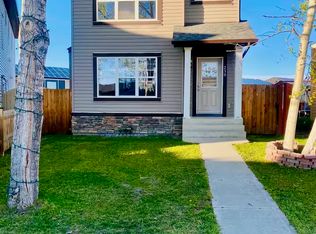 238 Martinwood Pl NE, Calgary, AB T3J3H6