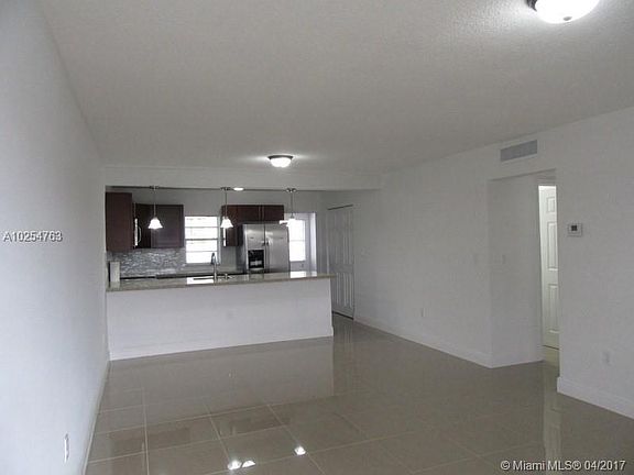 5th image of 4305 SW 69th Ave #4305