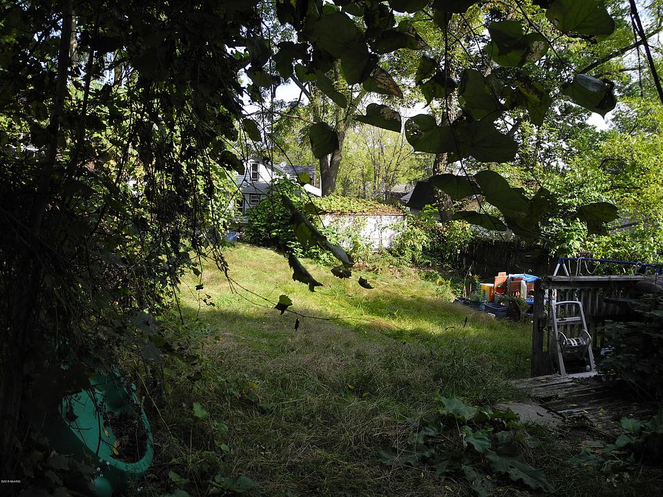 2nd image of 1306 Ogden Ave