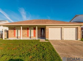 10831 Guildford Rd, New Orleans, LA 70127