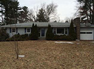 19 Currier Rd, Merrimack, NH 03054