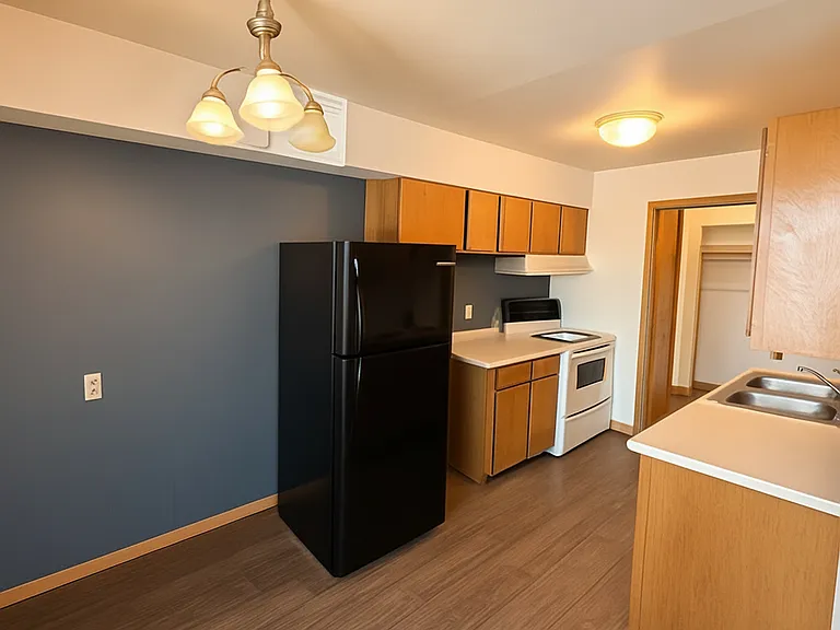 Discover Your Dream Home at Aquilla Park Apartments - Pet-Friendly Living in St. Louis Park! — Photo 21
