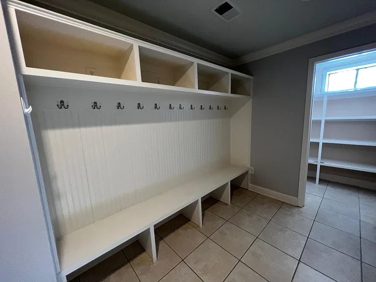 1100 Stowbridge Ln — Photo 43
