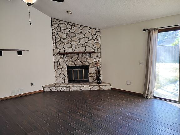 4th image of 10680 Parliament Pl