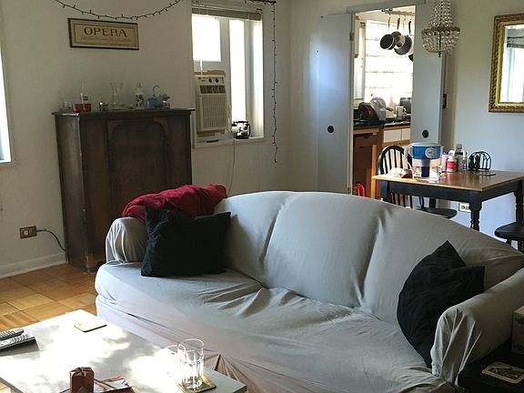 2nd image of 7202 Oak Ave #3