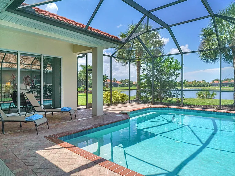 257 Montelluna Dr — Photo 24